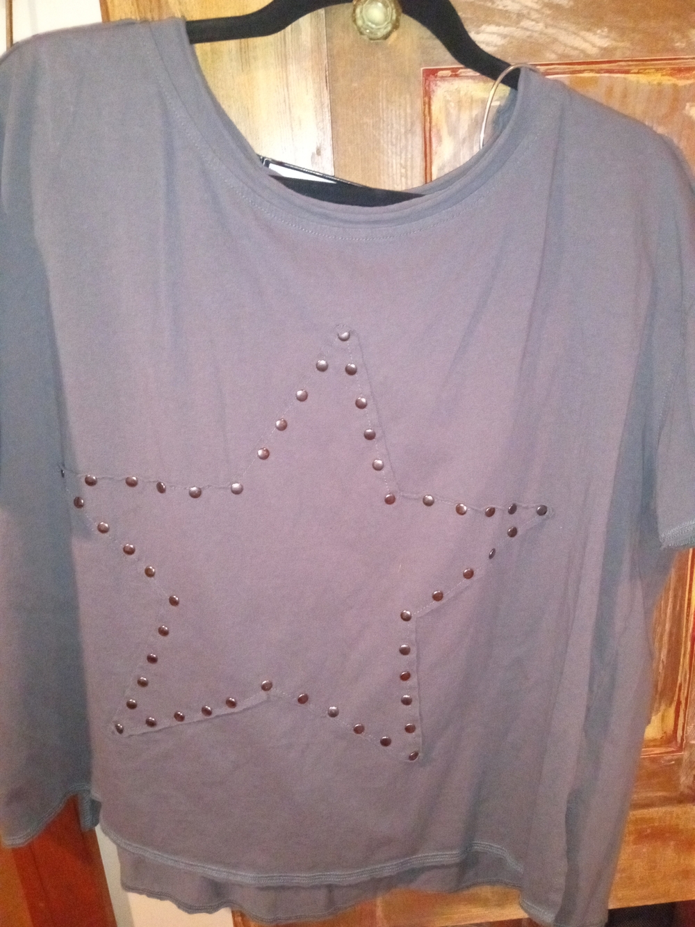 White Birch 2pc Short/Top Lounging Set With Studded Star Outline